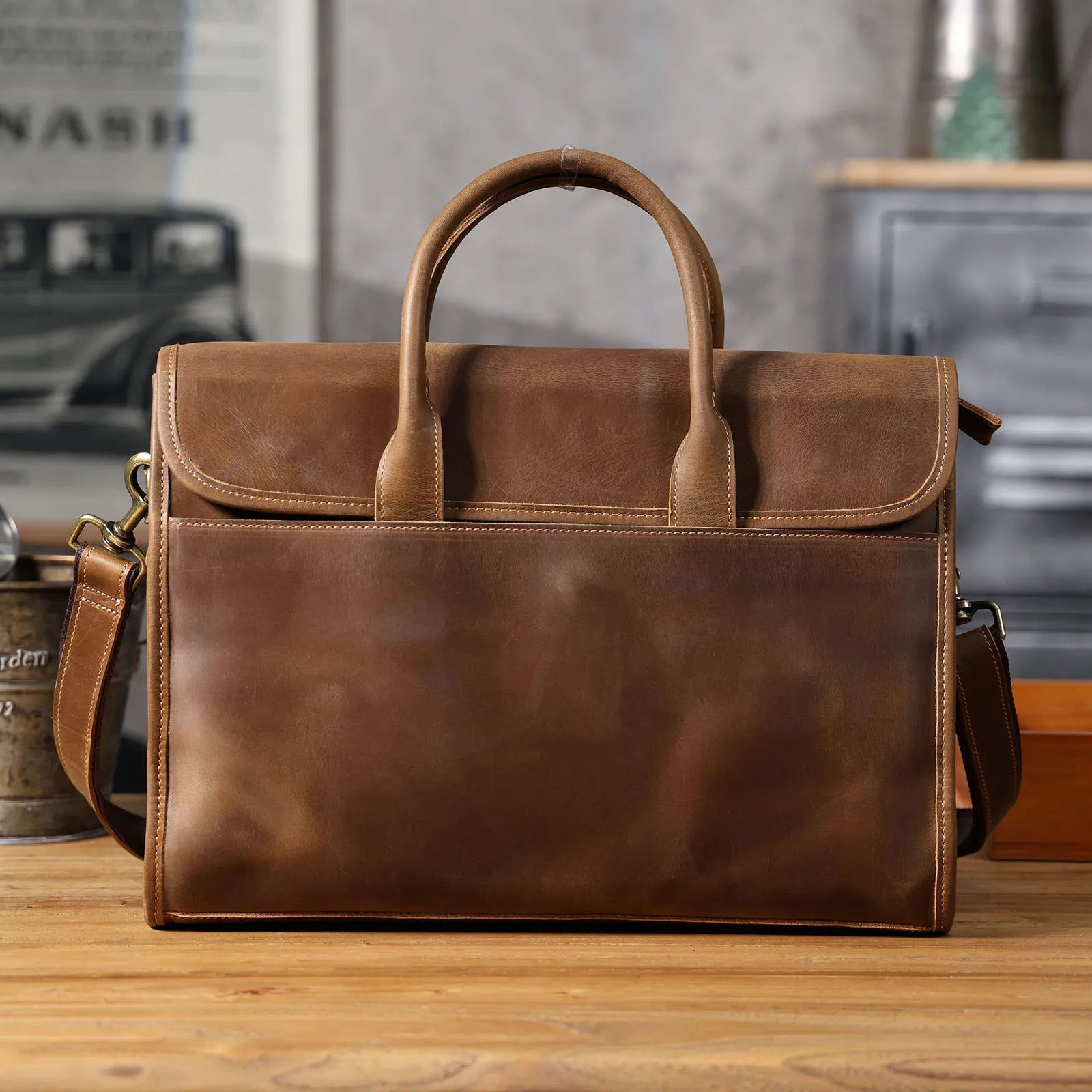 Men's Leather Vintage Briefcase - 14" Laptop Messenger Bag